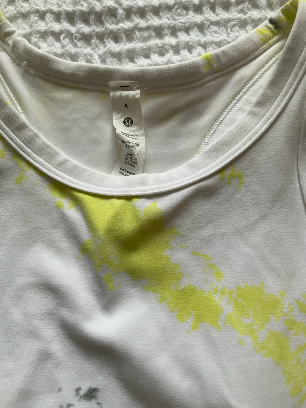 Lululemon cropped tank 4